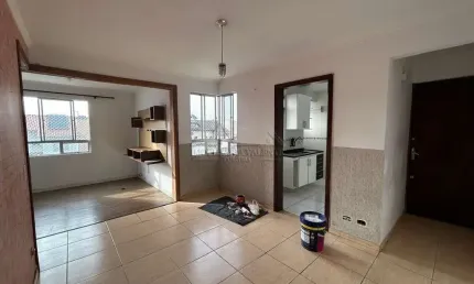 Apartamento com 3 quartos para alugar na Rua Itatiaia, 1560, Portão, Curitiba por R$ 1.900