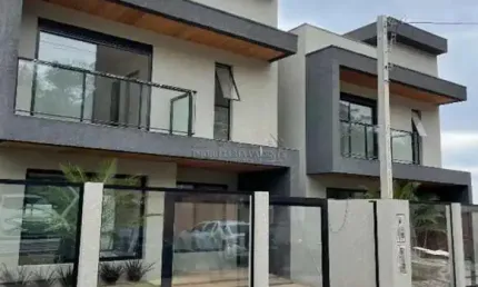 Casa com 3 quartos à venda na rua pau-brasil, 1000, eucaliptos, fazenda rio grande por r$ 790.000