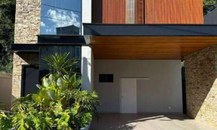 Casa com 3 dormitórios à venda, 252 m² por R$ 1.790.000,00 - Vila Nova - Joinville/SC
