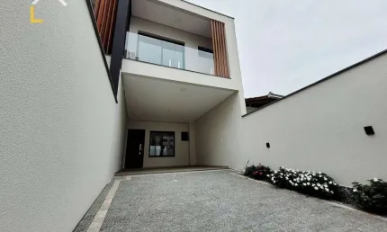 Casa com 3 quartos à venda no Saguaçu, Joinville 