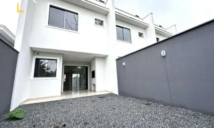 Casa com 3 quartos à venda no Bom Retiro, Joinville 