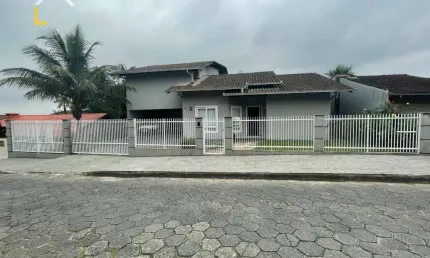 Casa com 3 dormitórios à venda, 220 m² por r$ 900.000,00 - itaum - joinville/sc