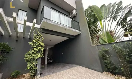 Casa com 3 quartos à venda na Vila Nova, Joinville 