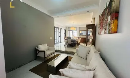 Casa com 3 dormitórios à venda, 275 m² por R$ 1.400.000,00 - Saguaçu - Joinville/SC