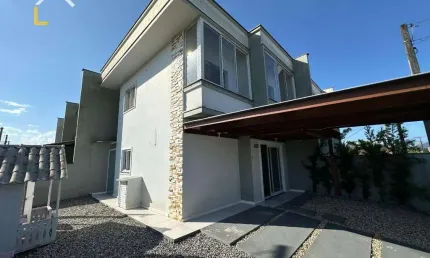 Casa com 3 dormitórios à venda, 78 m² por R$ 480.000,00 - Espinheiros - Joinville/SC