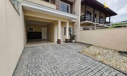 Casa com 3 quartos à venda no Floresta, Joinville 