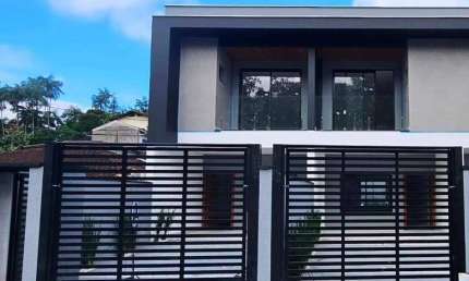 Casa com 3 dormitórios à venda, 134 m² por R$ 650.000,00 - Floresta - Joinville/SC