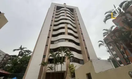Apartamento com 4 dormitórios à venda, 160 m² por R$ 895.000,00 - Glória - Joinville/SC