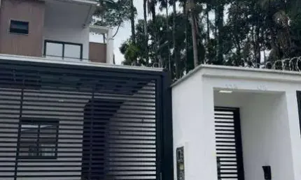 Casa com 3 dormitórios à venda, 159 m² por R$ 1.340.000,00 - América - Joinville/SC
