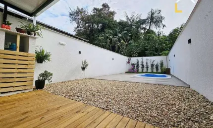 Casa com 3 quartos à venda no Bom Retiro, Joinville 