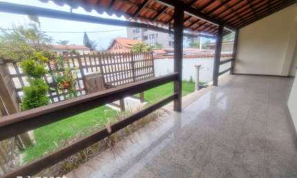 Asset Imóveis vende casa triplex com elevador e 4 quartos (1suíte), 300m². R$ 1.500.000 - Quadra da Praia de Piratininga - Nit