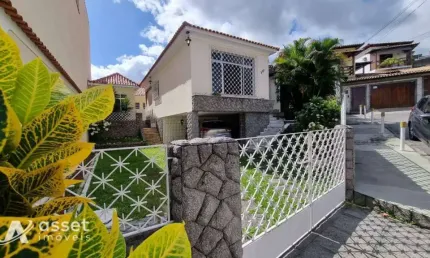 Asset Imóveis vende casa com 3 quartos, sendo 1 suíte, por R$ 550.000 - Porto Novo - São Gonçalo/RJ