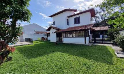 Asset Imóveis vende casa duplex em Camboinhas com 4 quartos (2suítes), 300m², por R$ 2.600.000