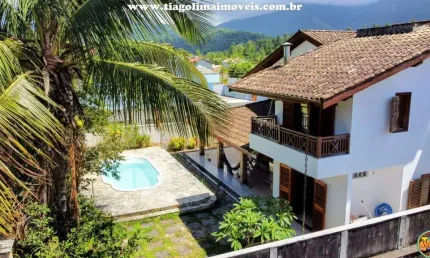 Sobrado para Venda em Caraguatatuba, Capricórnio, 4 dormitórios, 2 suítes, 3 banheiros, 3 vagas