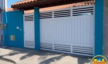 Casa para Venda em Caraguatatuba, Porto Novo, 2 dormitórios, 1 suíte, 2 banheiros, 2 vagas