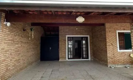Casa para Venda em Caraguatatuba, Porto Novo, 3 dormitórios, 1 suíte, 2 banheiros, 2 vagas