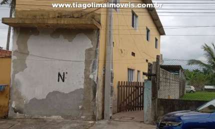 Sobrado para Venda em Caraguatatuba, Barranco Alto, 4 dormitórios, 2 banheiros