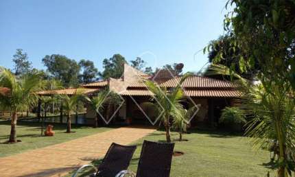 Chácara / sítio com 3 quartos à venda na Av Av Dos Expedicionários, 25, Centro, Rolândia