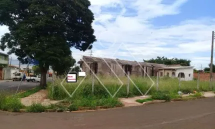 terreno de esquina tanto comercial como residencial