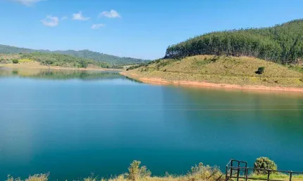 Vendem-se terrenos p/ sítios em redenção da serra com escritura e registro.