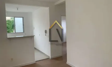 Vende-se apartamento de 2 quartos no parque trenton