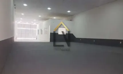 Barracão / Galpão / Depósito com 4 salas para alugar em Areao, Taubaté 