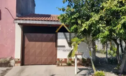 Casa com 2 quartos à venda em Piracangaguá, Taubaté 