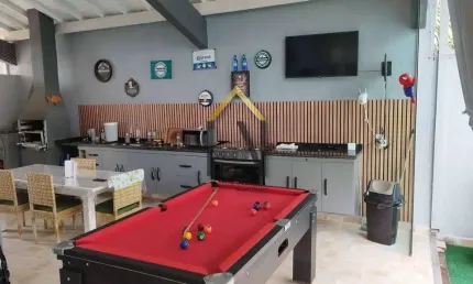Casa de alto padrão em condomínio – 500 m² de terreno | 300 m² construídos