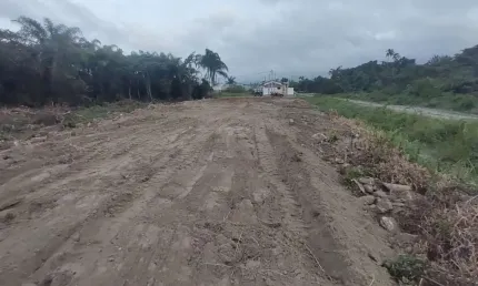 EXCELENTE TERRENO A VENDA  BALNEÁRIO RECANTO DO SOL, CARAGUATATUBA Área total de 1.320,26 m²