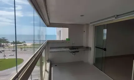 Excelente apto de alto padrão para locação Indaiá, Caraguatatuba Possui 3 dormitórios