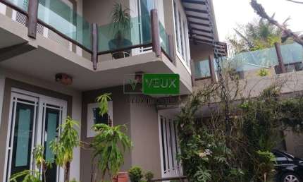 Casa com 3 suites , escritório  no bairro pontal Santa Marina