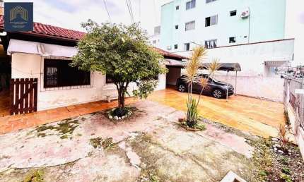 Casa com 3 quartos à venda na Rua 990, Centro, Balneário Camboriú