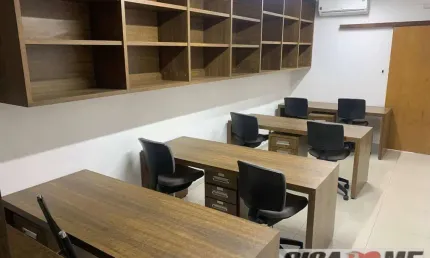 SALA COMERCIAL COWORKING 24M2 - BROOKLIN - LOCAÇÃO R$4.000,00 P/11 PESSOAS