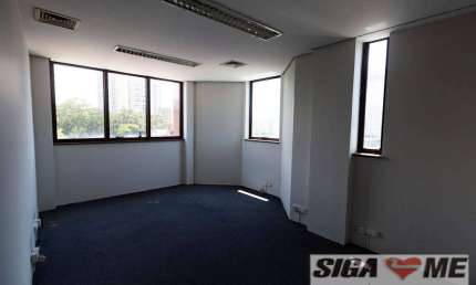 Sala Comercial em Vila Tramontano com 66m²/Locação R$3.500,00