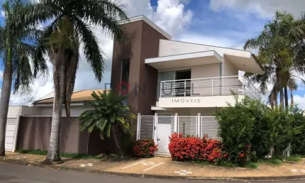 Aluguel de casa de luxo no parque das esmeraldas ii em marília-sp. venha conhecer!