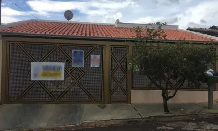 Casa a venda em marília no jardim comerciários. agende uma visita!