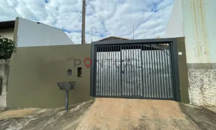 Casa para locação no bairro jardim acapulco,marília.