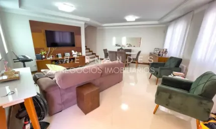 Casa com 3 suíte, 5 vagas de garagem, à venda no Bela Vista - Osasco