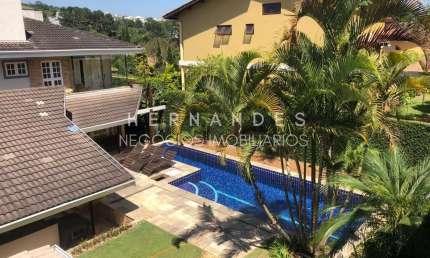 Casa disponível para venda no Condomínio Nova Higienópolis com fino acabamento.