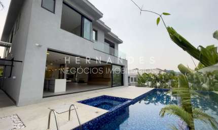 Casa em condomínio à venda em Alphaville, no Condomínio Tamboré 11: 4 quartos, 2 suítes, 1 sala, 6 banheiros, 4 vagas de garagem, 355m².