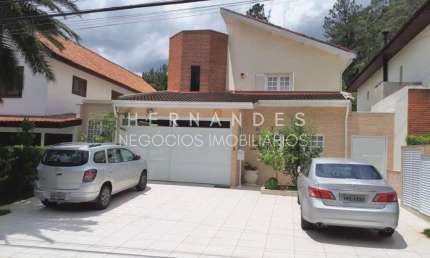 Residencial Nove 9 imóvel com 360m² Área de Terreno com 4 suítes em Alphaville