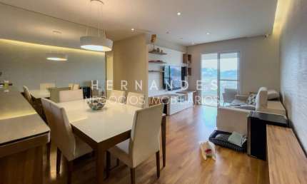 Apartamento à venda com 4 dormitórios, 1 suíte e 2 vagas em frente ao Parque Municipal, no Tupanci - Barueri