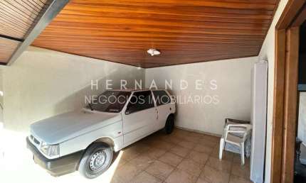 Imperdível: Casa à venda em Barueri-SP, Jardim Santa Cecília, 3 quartos, 1 suíte, 2 salas, 3 banheiros, 3 vagas, 180m²!