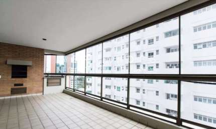 Apartamento de luxo em Alphaville, Barueri-SP: 4 quartos, 2 suítes, 3 salas, 3 banheiros, 4 vagas de garagem, 287m² de área. Venha conferir!