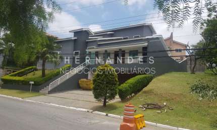 Condominio Tarumã com 4suítes  sendo 6 vagas, com 513m² em Santana de Parnaiba ao lado de alphaville