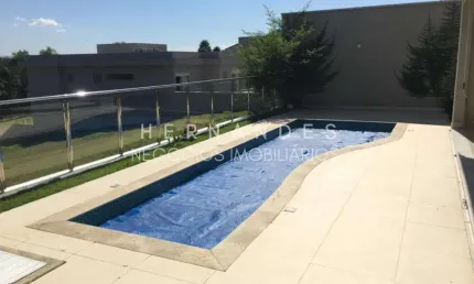 Venha conhecer essa incrível casa no condomínio Gênesis ll