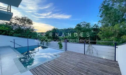 Imperdível! Casa em condomínio à venda em Santana de Parnaíba-SP, bairro Suru: 3 quartos, 1 suíte, 2 salas, 3 banheiros, 6 vagas, 218m².