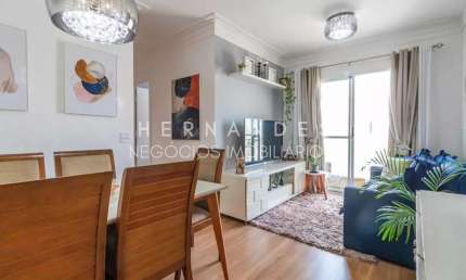 Apartamento à venda em Barueri-SP, Jardim Tupanci: 2 quartos, 1 suíte, 2 salas, 2 banheiros, 1 vaga, 68m². Imperdível!