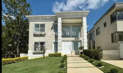 Residencial vila solaia imóvel com 568,94 m² sendo 4 suítes amplas com closet
