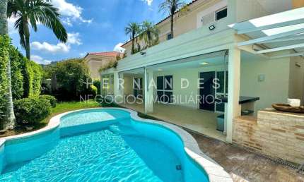 Tamboré 5 - casa dupla, com piscina e espaço gourmet, sem vizinhos de frente! Em Alphaville